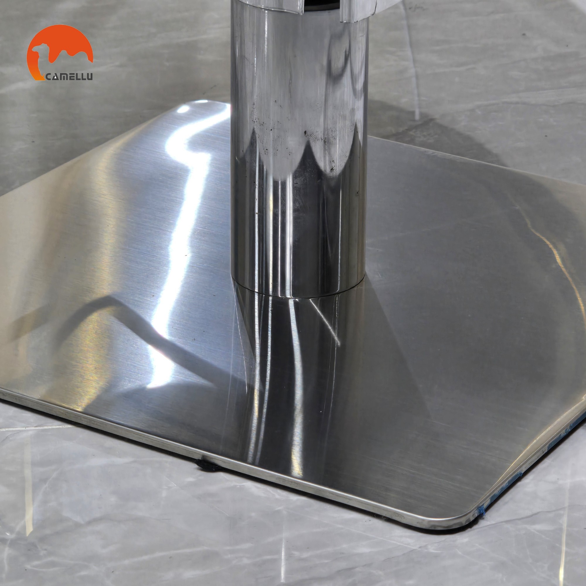 Beige Woman Lift Rotating Hair Cutting Seat Hairdressing Beauty Barber Chairs Furniture for Salon Station