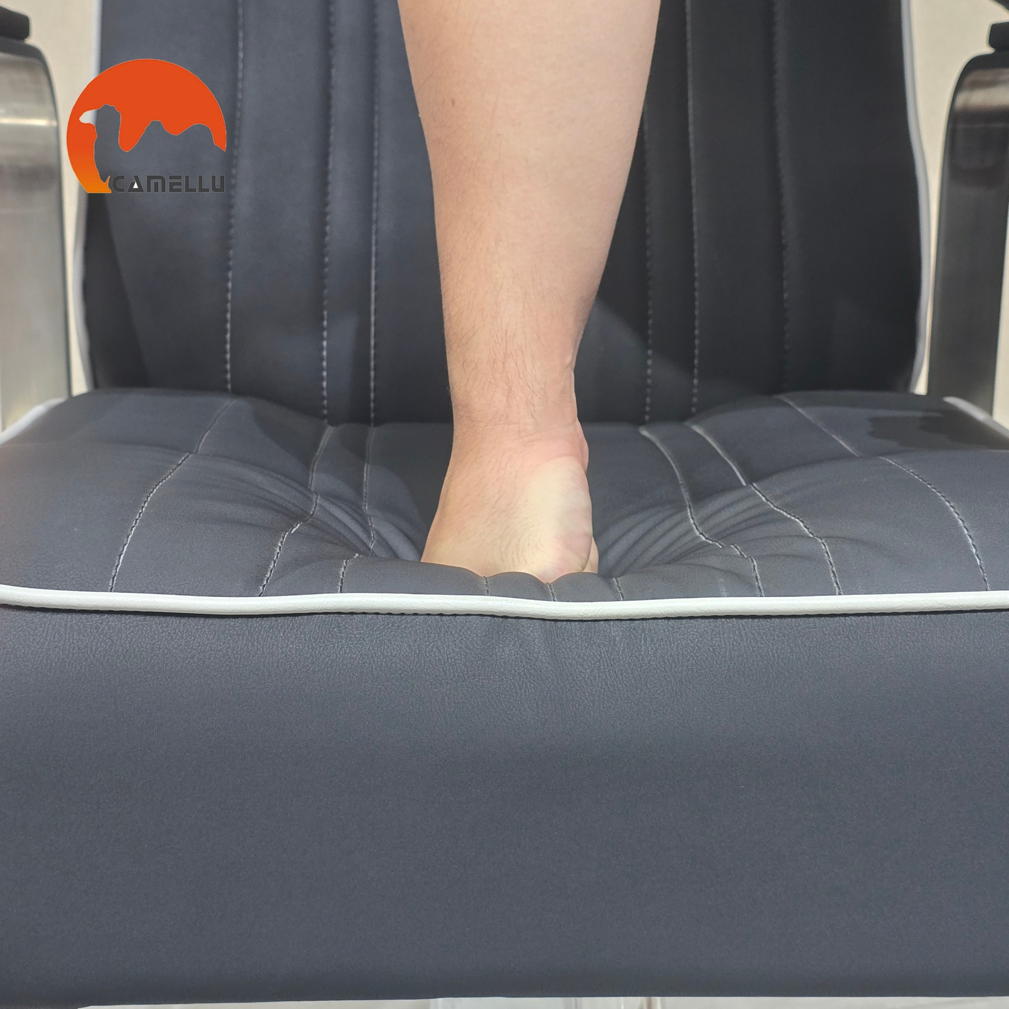 Modern Black Lightweight Recline Hairdressing Equipment Dyeing Styling Beauty Salon Chairs for Woman