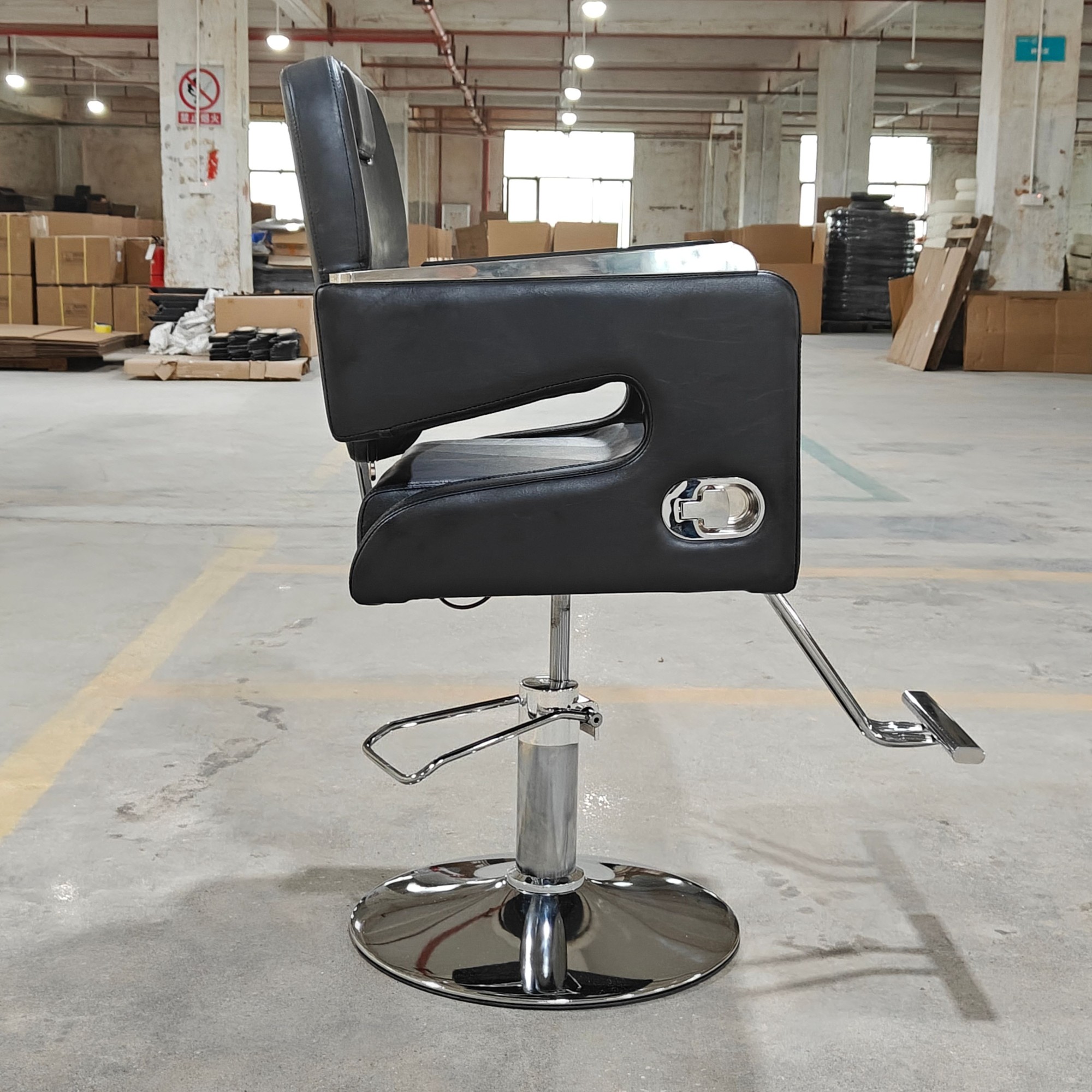 Modern Salon Beauty Hair Dresser Furniture Woman Metal Black Rotating Lifting Salon Chair for Salon Shop